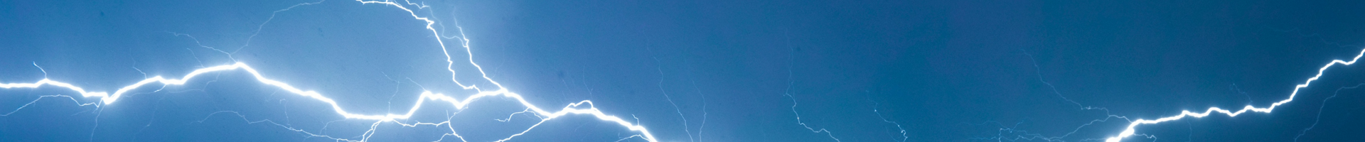 Заголовочное изображение страницы блоков питания - Фотография атмосферного разряда молнии